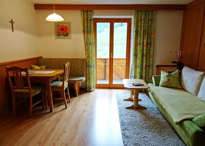 Ξενοδοχείο Haus Christina 3*