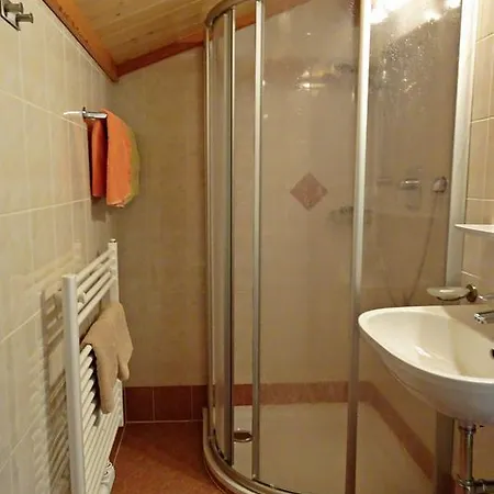 Otel Haus Christina 3*