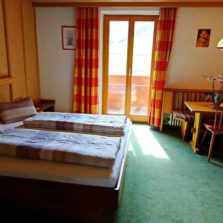 Haus Christina 3* Trins